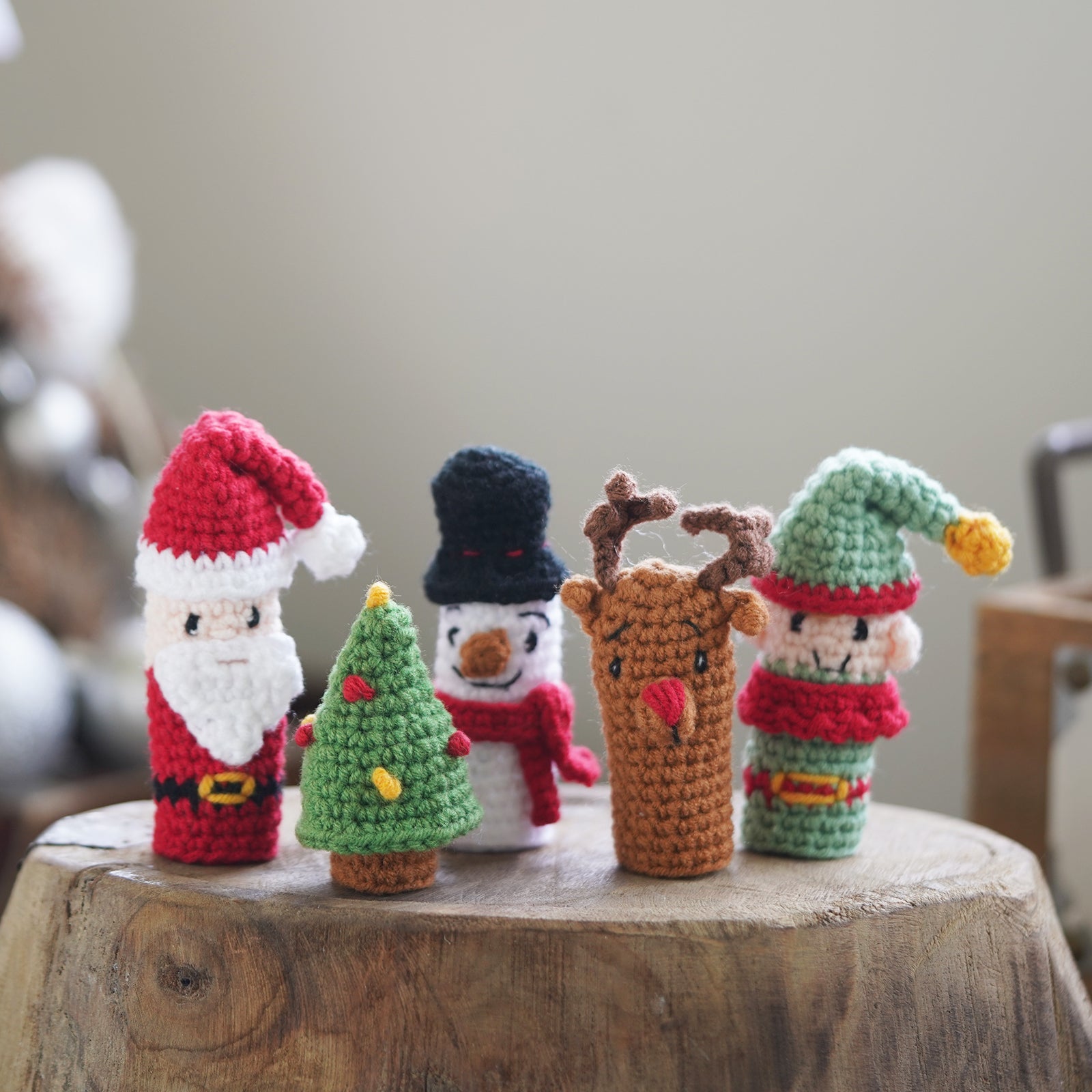 Christmas Amigurumi DIY Crochet Kit Wizardi F07N8-M238-3