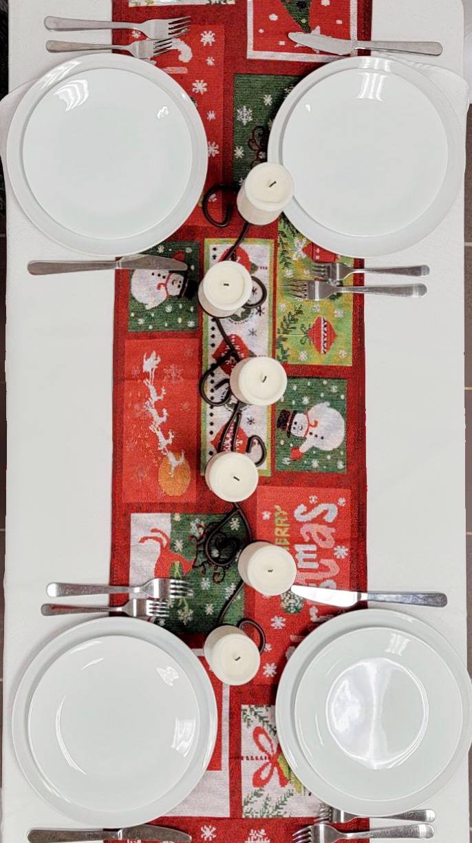 Holiday Patchwork Christmas Table Runner F07M5-8D-4