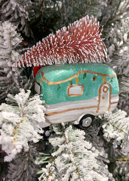 Christmas Glass Ornament - Retro Christmas Camper by Wizardi F07M3-46 HB-SY25162-1