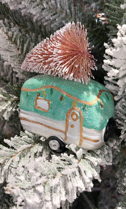 Christmas Glass Ornament - Retro Christmas Camper by Wizardi F07M3-46 HB-SY25162-0