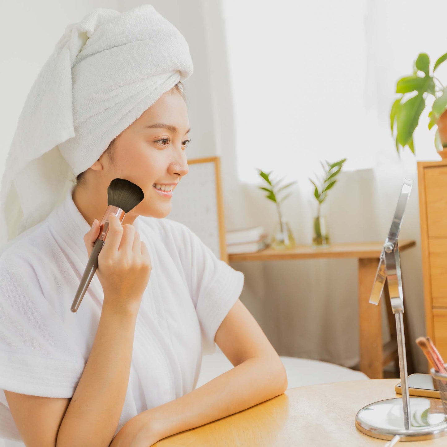 5 Pcs Studio Makeup Brush Set (Rose Gold)-3