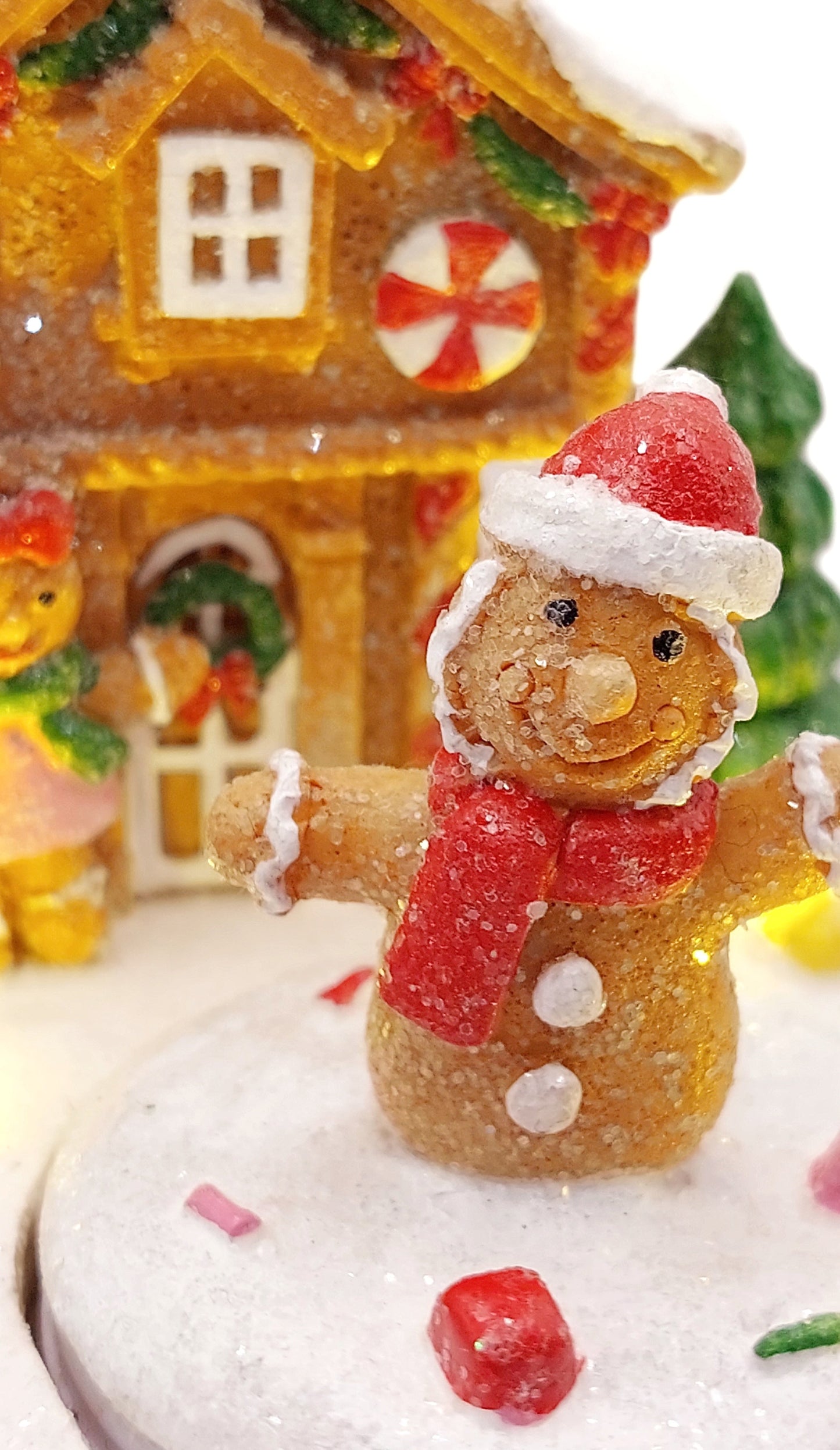 Gingerbread House. Christmas Village Wizardi F07-N1-13-2705A-3