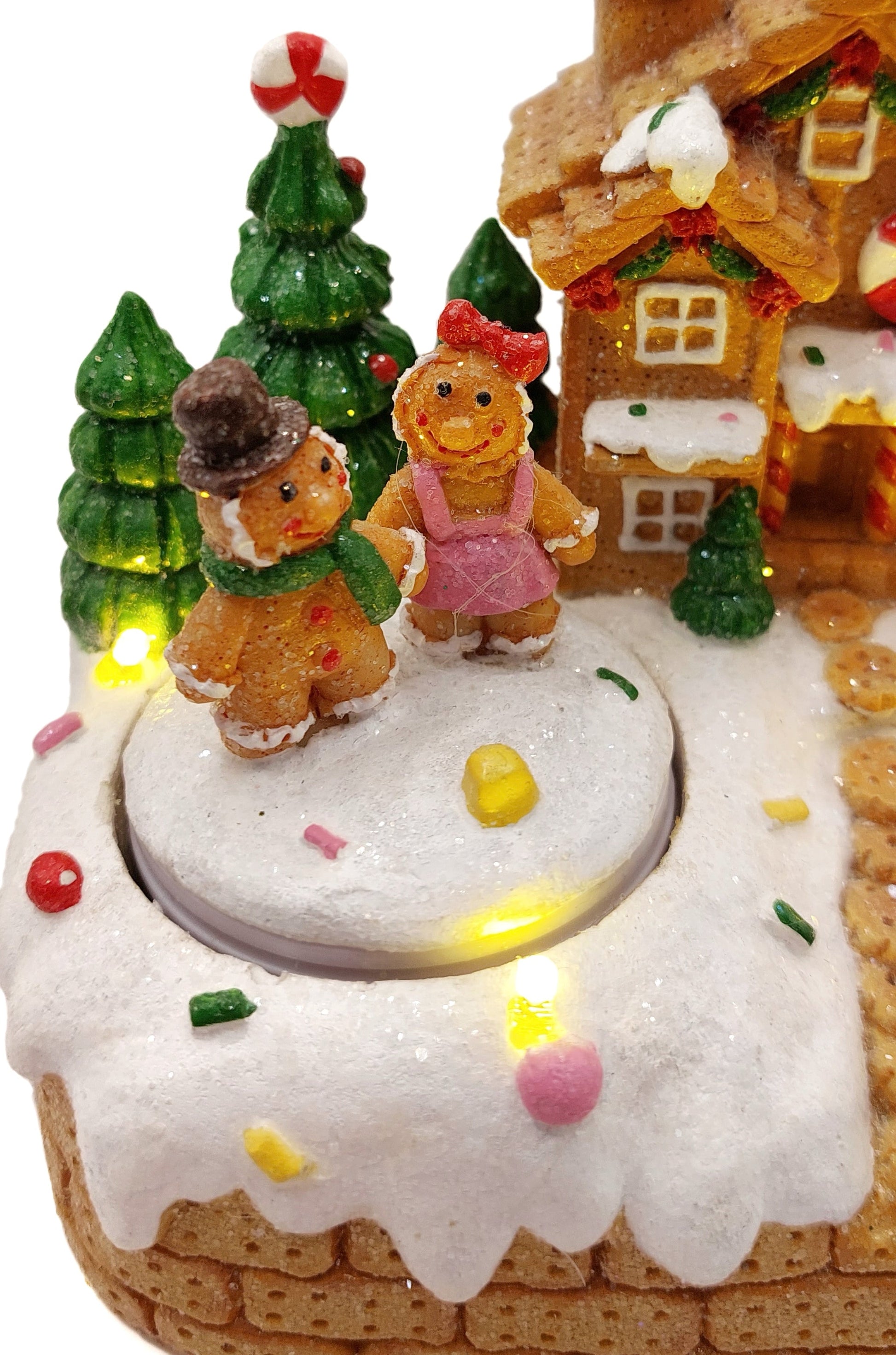 Gingerbread House. Christmas Village Wizardi F07-N1-13-2705B-3